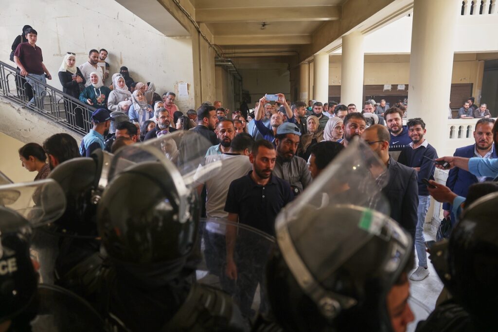 In Siria inizia il primo processo contro un ex funzionario del regime di Assad