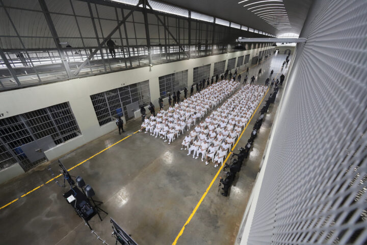 Inizio del processo per 486 membri della Mara Salvatrucha in El Salvador