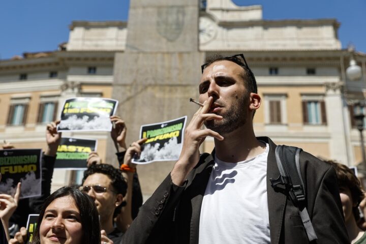 Inizio dell'esame della legge sulla cannabis al Senato: il ddl popolare sostiene la depenalizzazione della coltivazione personale