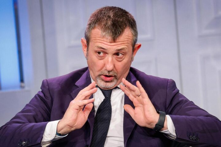 Interrogatorio di Mauro Caroccia su beneficenza e legami con l'ex sottosegretario Delmastro