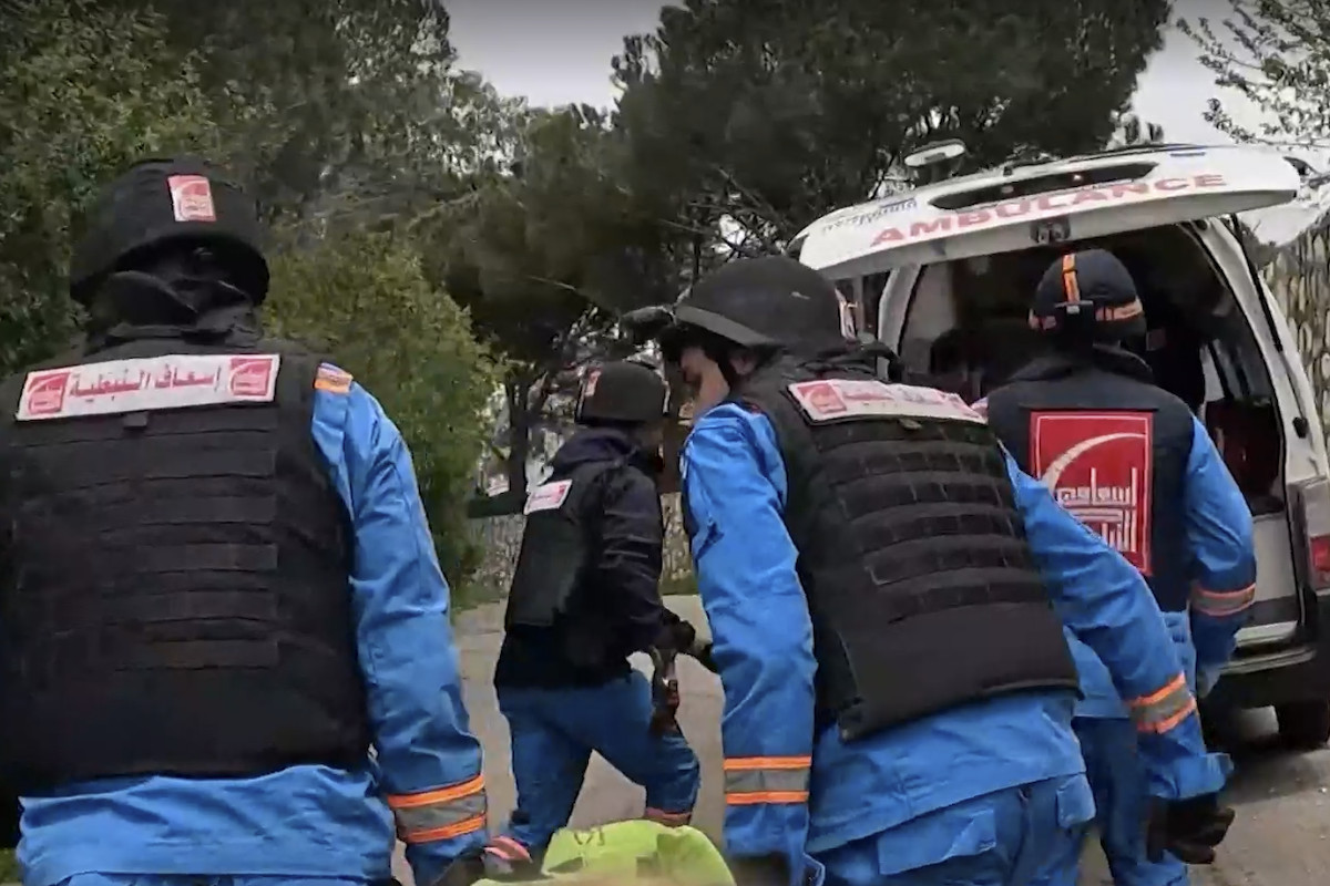 Israele colpisce soccorritori in Libano con un attacco quadruple tap, quattro medici uccisi