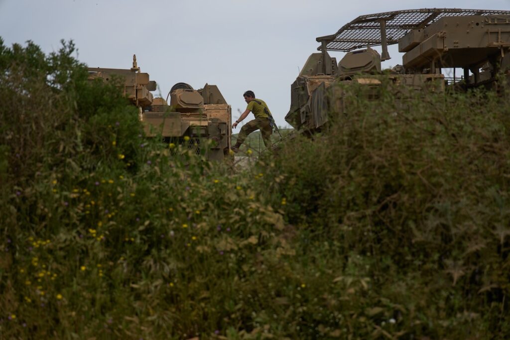Israele continua le demolizioni nel sud del Libano nonostante il cessate il fuoco