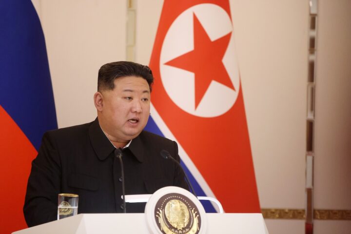 Kim Jong Un definisce «eroi» i soldati nordcoreani suicidi per evitare la cattura in Ucraina