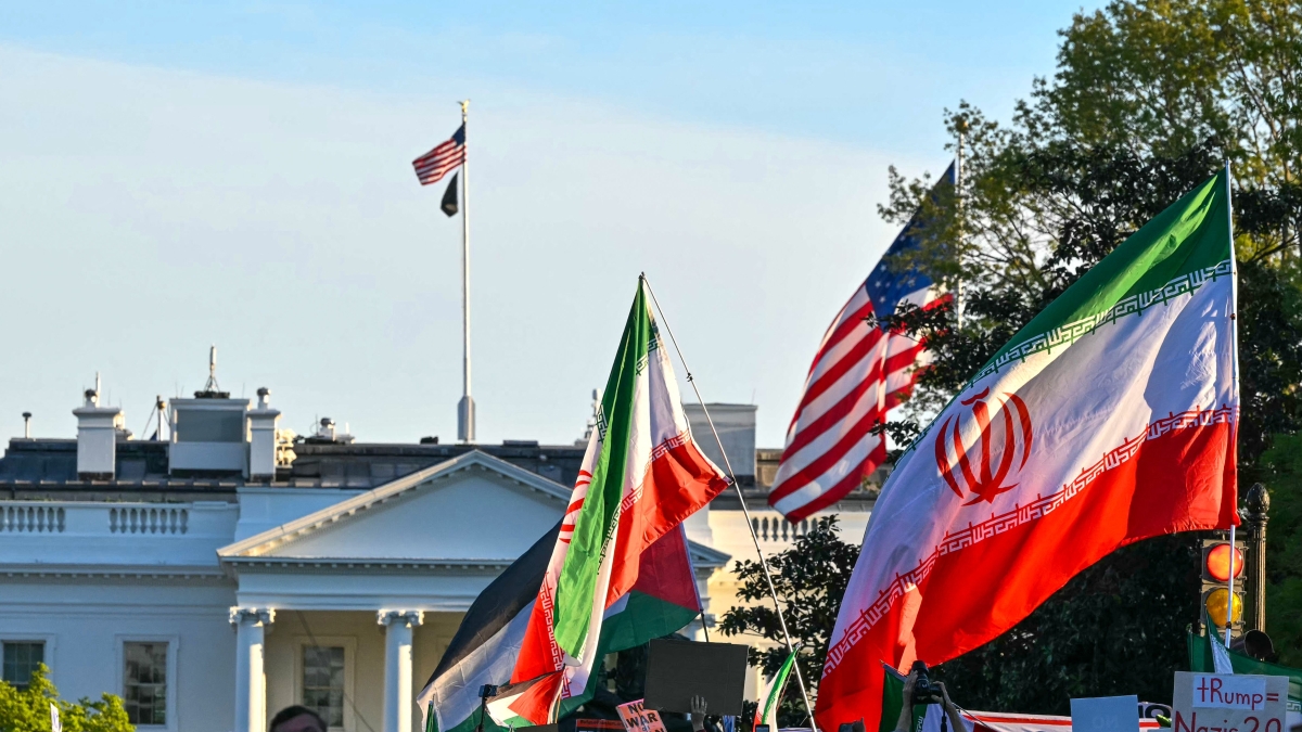 Kupchan: «La destituzione di Trump in un contesto di tensioni in Iran ora è impossibile»