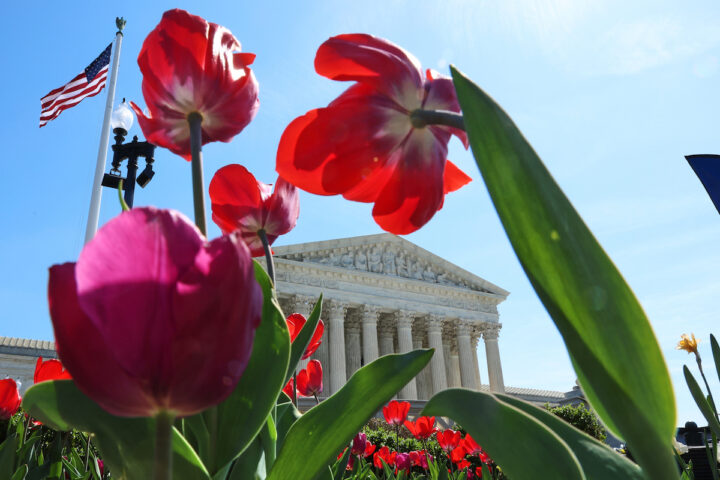 La Corte Suprema degli Stati Uniti limita le garanzie elettorali per le minoranze e favorisce i Repubblicani