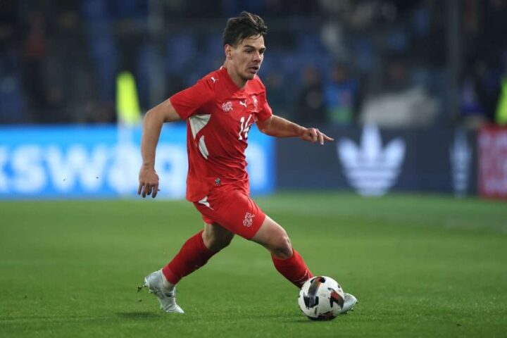 La Juventus valuta un clamoroso ingaggio di Ardon Jashari dal Milan