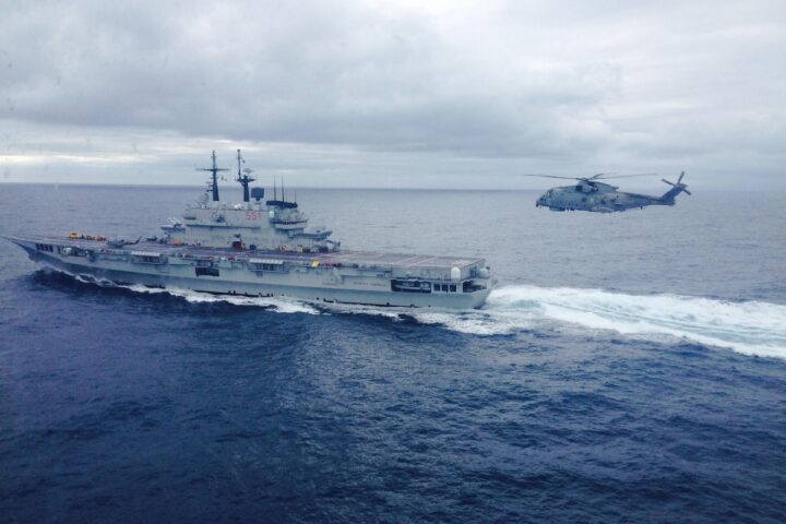 La nave Garibaldi dell'Italia ceduta all'Indonesia: opposizione chiede chiarimenti sulla transazione