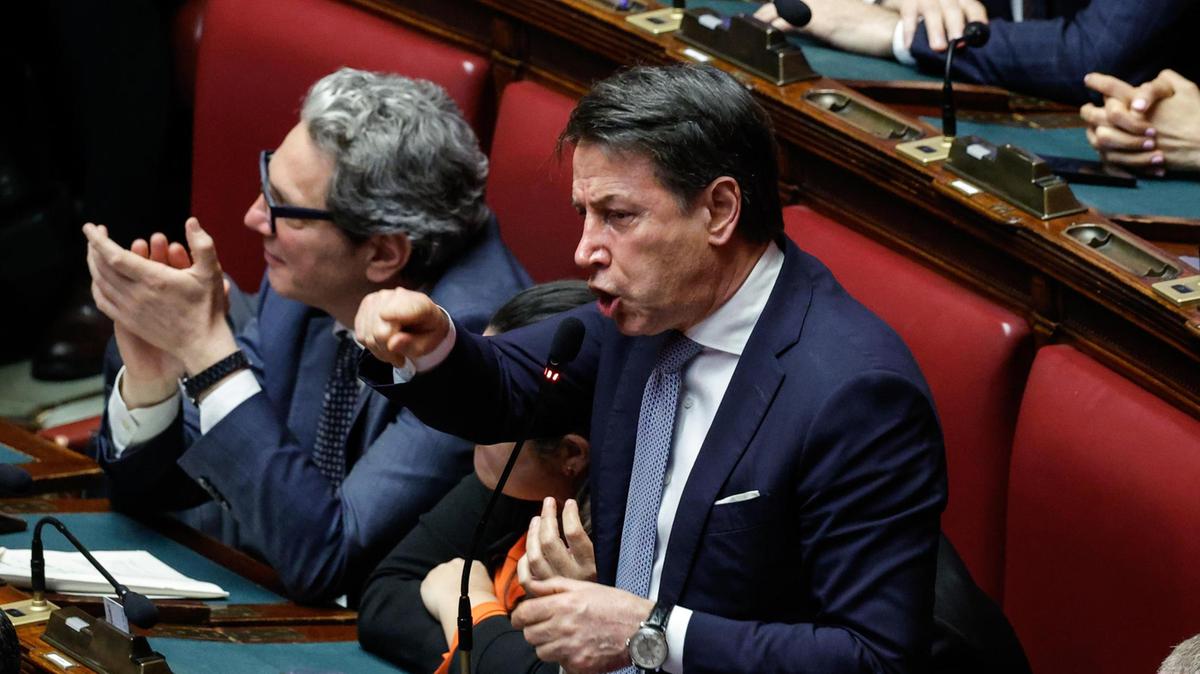 La sinistra critica Trump per l'attacco a Meloni e chiede unità contro le interferenze