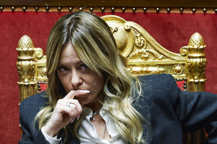 Le ambasciate iraniane difendono Giorgia Meloni e Papa Leone XIV dagli attacchi di Trump