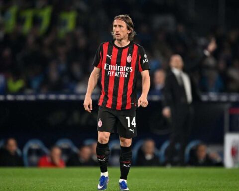 Luka Modrić pone tre condizioni per rinnovare il contratto con il Milan