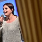 L'ungheria archivia il processo contro l'eurodeputata Ilaria Salis: «Potrebbe riaprirlo solo da zero»