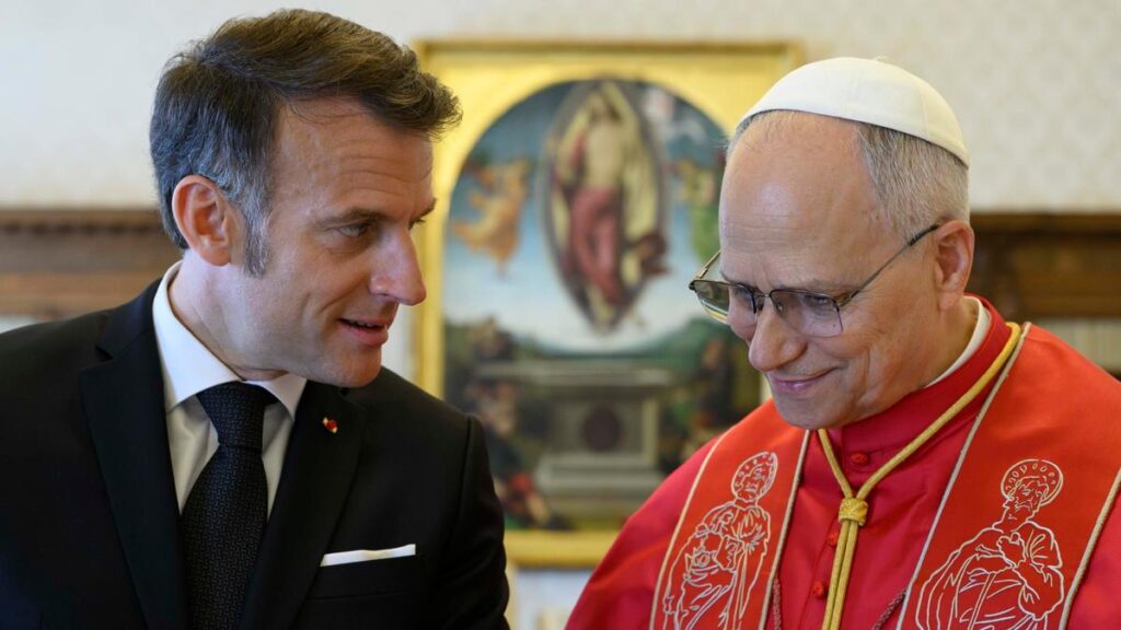 Macron visita il Vaticano per la sua prima udienza con Papa Leone XIV