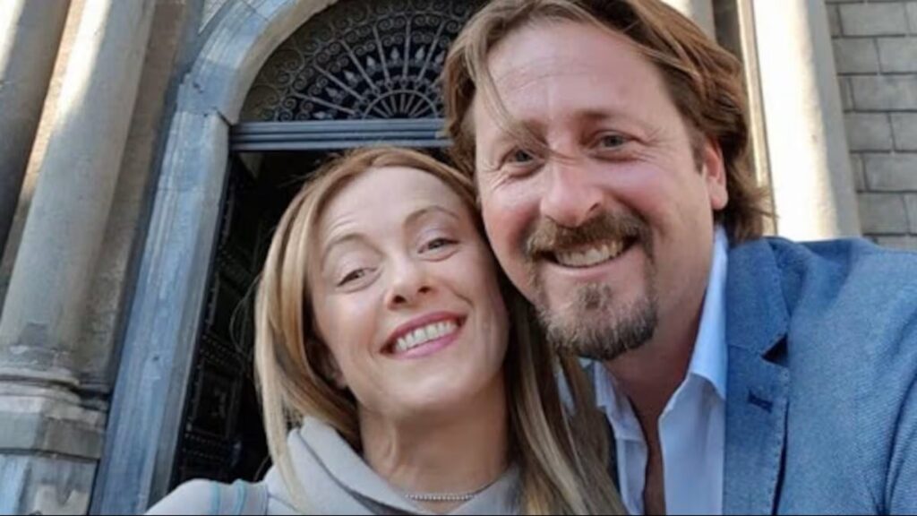 Manlio Messina annuncia conferenza stampa per svelare segreti di Fratelli d’Italia