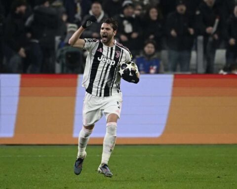 Manuel Locatelli vicino al rinnovo del contratto con la Juventus fino al 2030