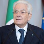 Mattarella: il messaggio del Papa avverte sul rischio di autoesaltazione e sottolinea l'importanza dell'autoironia