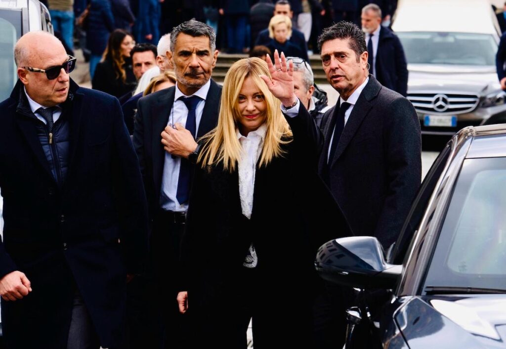 Meloni al Tg1: «Il governo va avanti, non abbiamo tempo da perdere»