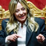 Meloni annuncia una ‘nuova fase’ per il governo: stabilità e sfida all’opposizione