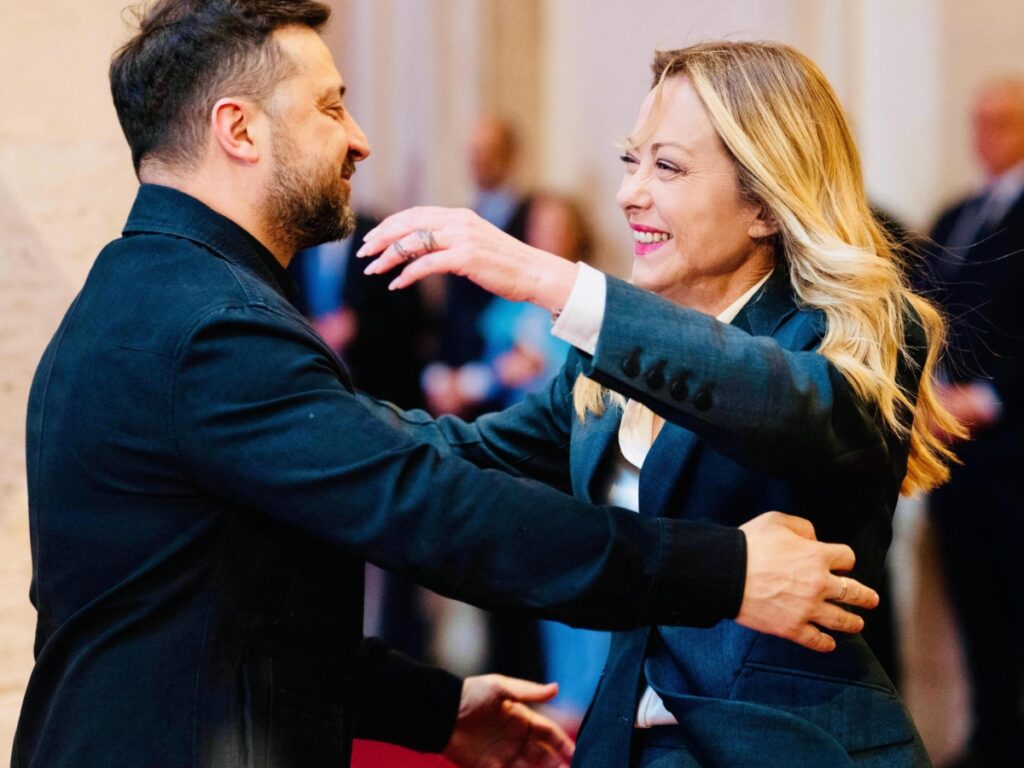 Meloni incontra Zelensky: accordo per la produzione di droni e sostegno incondizionato a Kiev