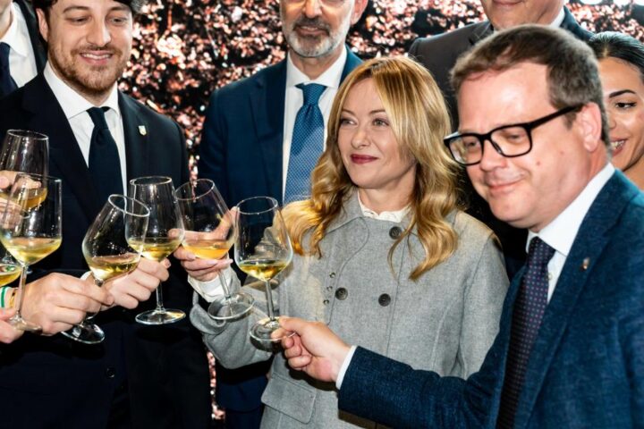 Meloni risponde a Trump: "Nessuna sudditanza", e rompe con Netanyahu