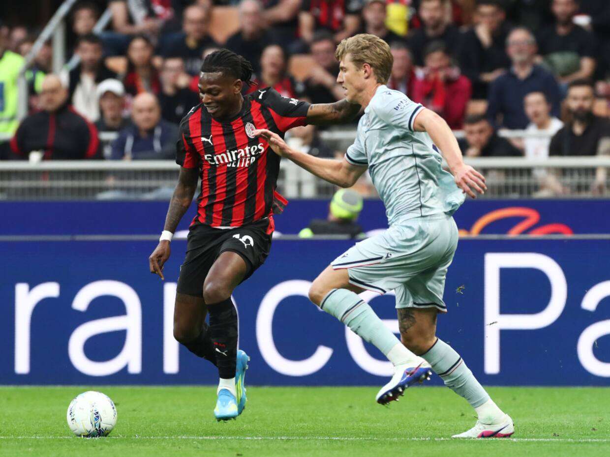 Milan pronta a cedere Rafael Leão, ascoltando offerte per l'estate