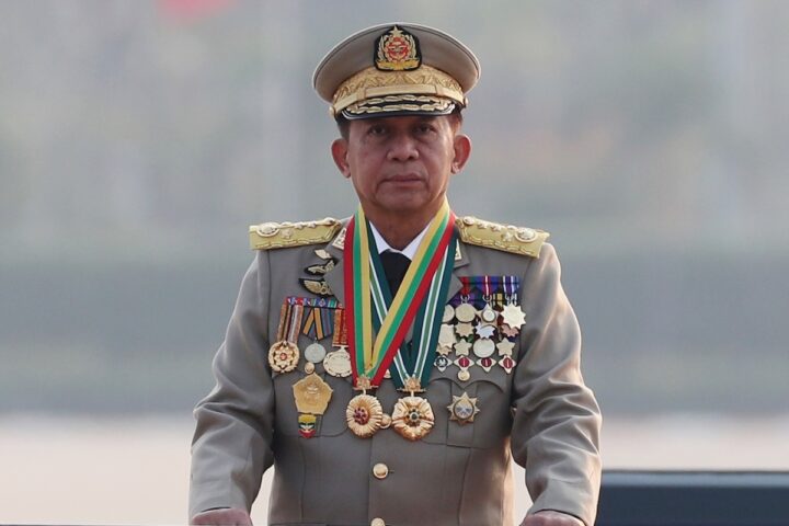 Min Aung Hlaing, leader della giunta militare birmana, eletto presidente del Myanmar