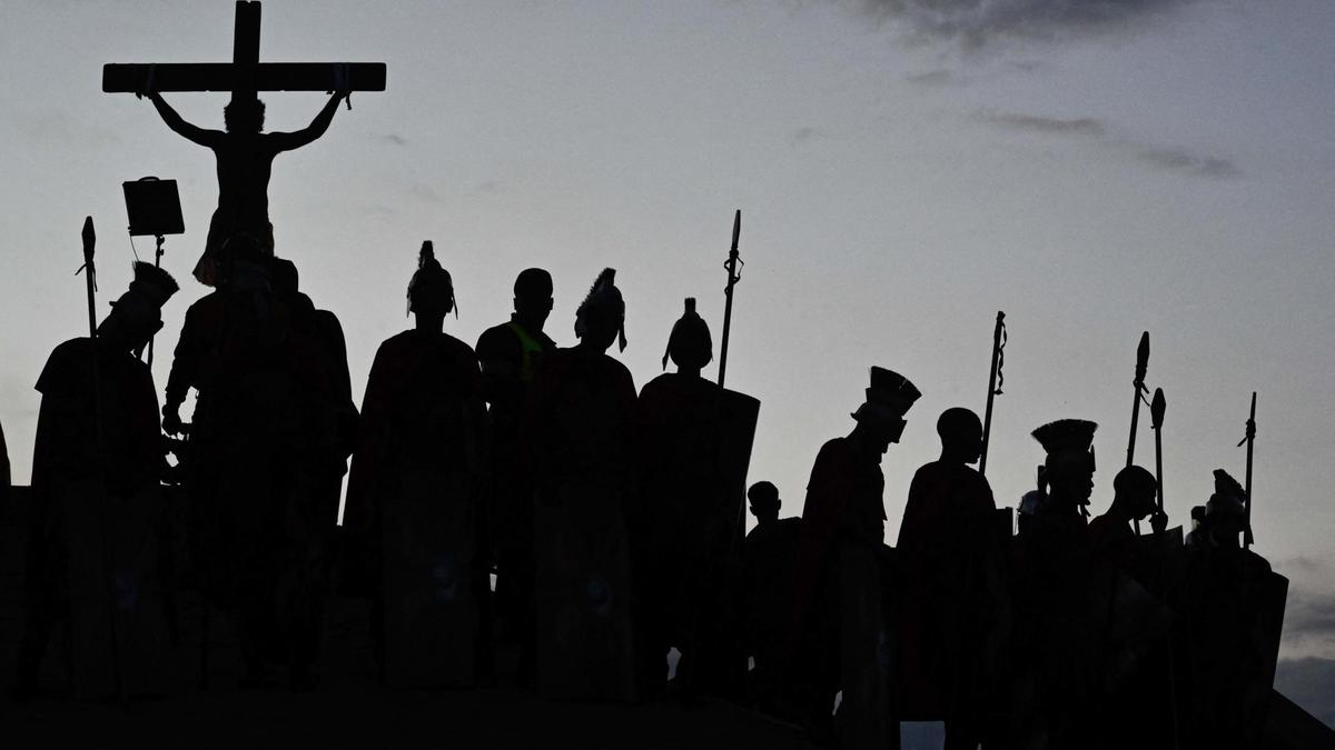 Pasqua: un'opportunità per risvegliare le coscienze al cambiamento sociale