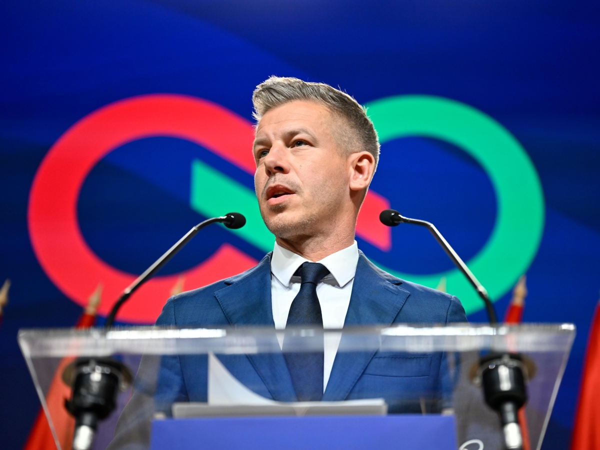 Peter Magyar promette un rapido cambiamento per l'Ungheria dopo la vittoria su Orban