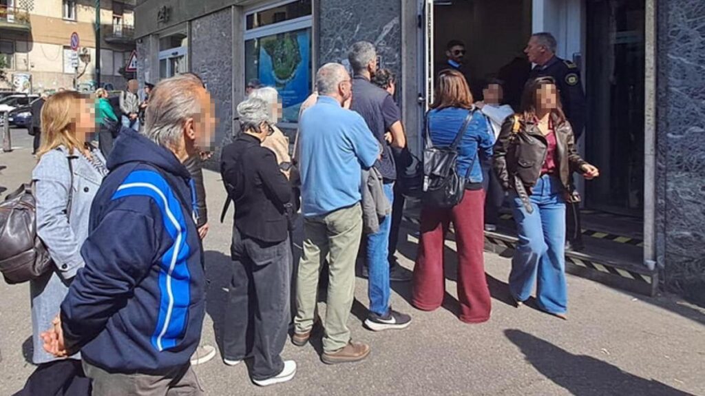 Rapina a Napoli: professionisti portano via milioni di euro tra i tunnel fognari