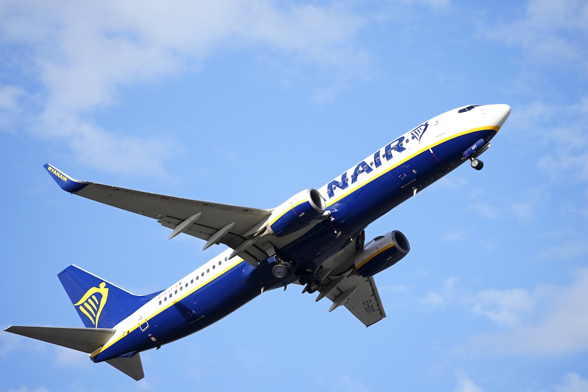 Ryanair anticipa la chiusura del check-in di 20 minuti per ridurre il rischio di no-show