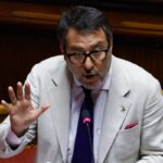 Salvini avverte: «Tagli ai voli in arrivo, risorse aggiuntive per affrontare la crisi carburanti»