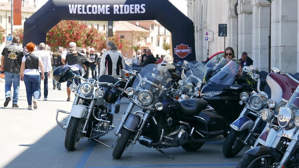 Senigallia nega piazza del 25 Aprile all'Anpi per raduno di moto, causerà polemiche politiche