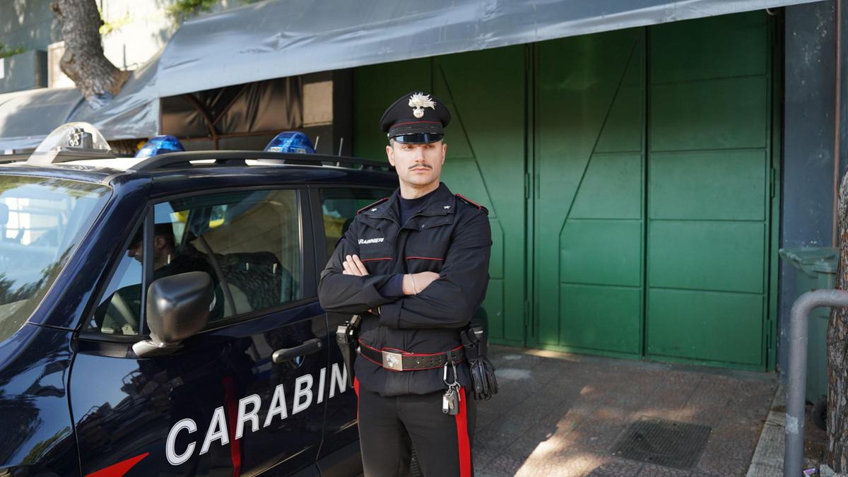 Sparatoria a Bari, ferito un 21enne legato al clan Capriati: possibile collegamento con l'omicidio Scavo