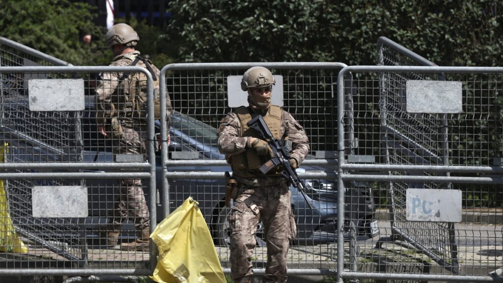 Sparatoria al consolato israeliano di Istanbul: un morto e due poliziotti feriti