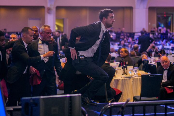 Sparatoria al gala di Trump a Washington: arrestato l'attentatore Cole Tomas Allen