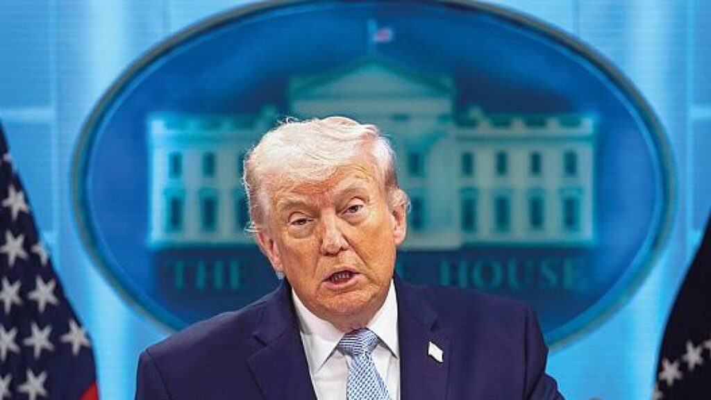 Trump annuncia sospensione bombardamenti in cambio riapertura dello Stretto di Hormuz