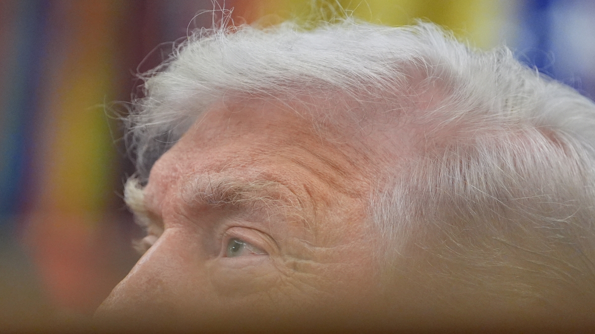 Trump minaccia il ritiro degli Stati Uniti dalla Nato: preoccupazioni per il sostegno all'Ucraina