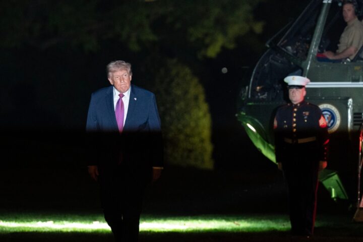 Trump nella «trappola di Hormuz»: falliti i negoziati e gli ultimatum a vuoto