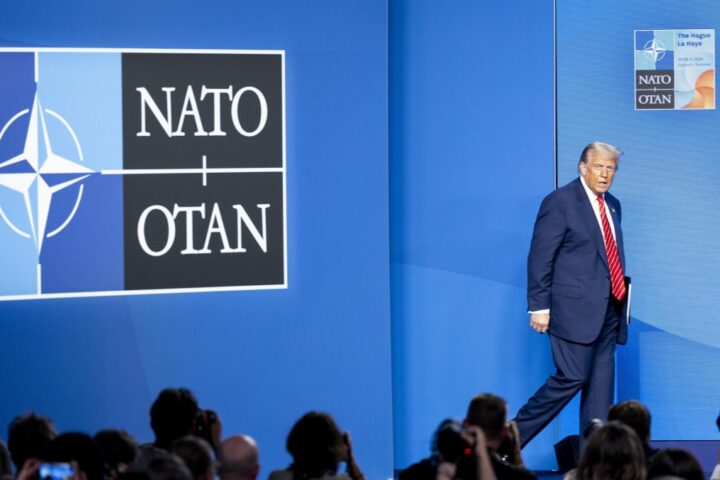Trump può realmente ritirare gli Stati Uniti dalla Nato? Analisi di rischi e limiti legislativi