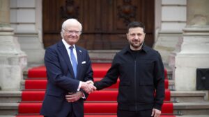 Ucraina punta a produrre sistemi di difesa aerea, annuncia Zelensky