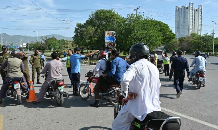 Una partita di poker con Stati Uniti e Iran a Islamabad