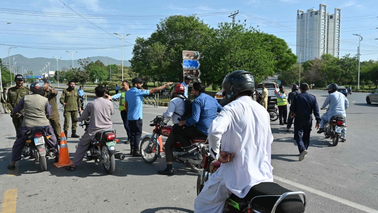 Una partita di poker con Stati Uniti e Iran a Islamabad