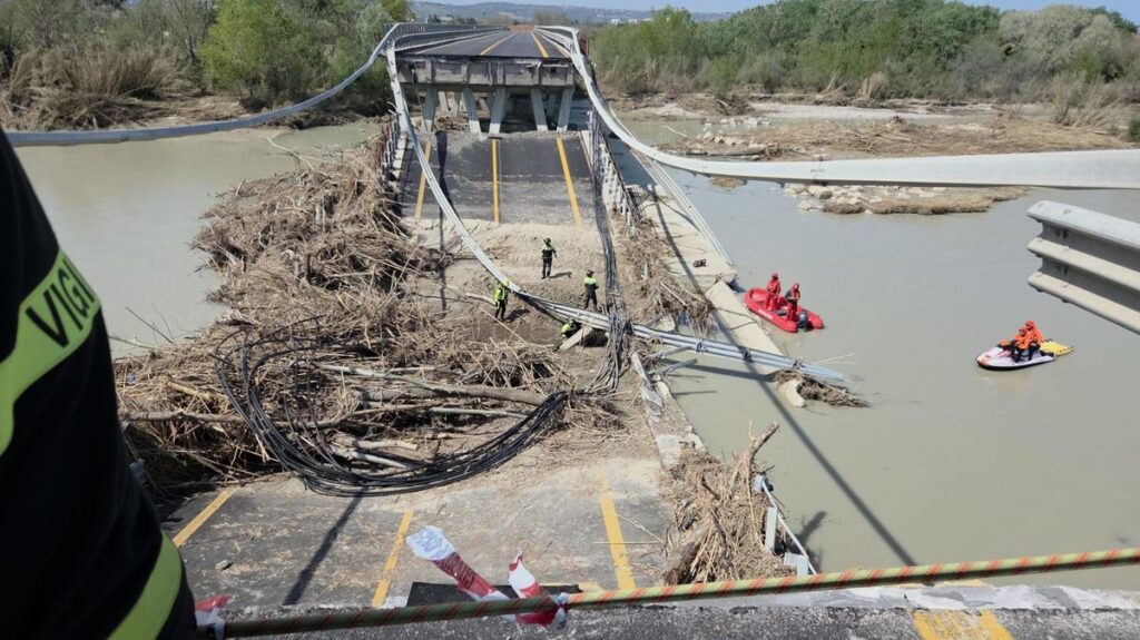 Un'automobilista bloccata da una frana in Molise a causa del navigatore satellitare