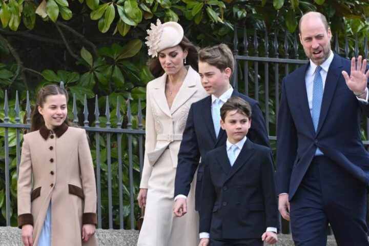 William e Kate tornano protagonisti alla messa pasquale dei Windsor dopo due anni di assenza