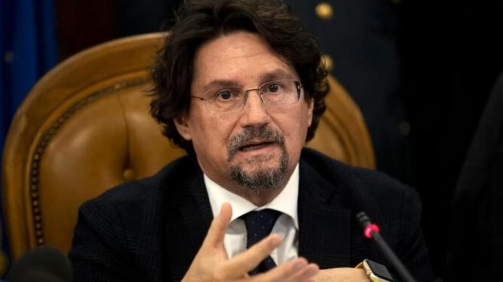 Accessi abusivi ai computer dei magistrati: spiato anche il procuratore di Torino