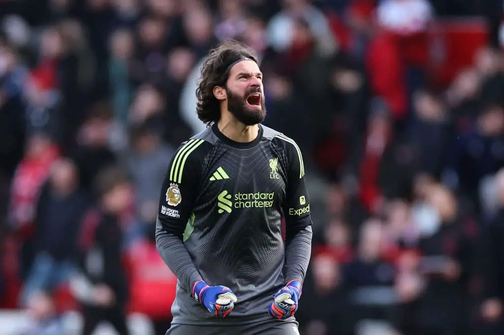 Alisson di Liverpool pronto a trasferirsi alla Juventus nonostante l'assenza di qualificazione in Champions League