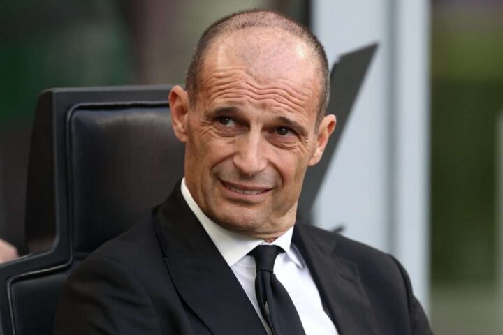 Allegri in trattativa con il Napoli per un possibile ritorno dopo l'addio al Milan