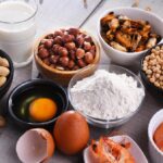 Allergeni alimentari: le norme italiane richiedono più di un semplice cartello nei ristoranti