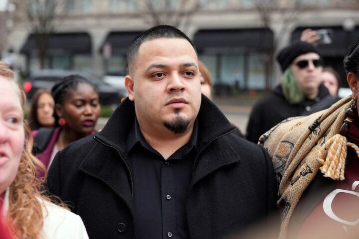 Archiviate le accuse contro Kilmar Abrego Garcia, accusato ingiustamente di tratta di migranti