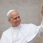 Complicazioni per papa Leone XIV nella comunicazione con il servizio clienti bancario