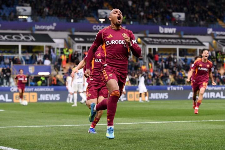 Donyell Malen mantiene una forma incredibile mentre il permanenza si avvicina